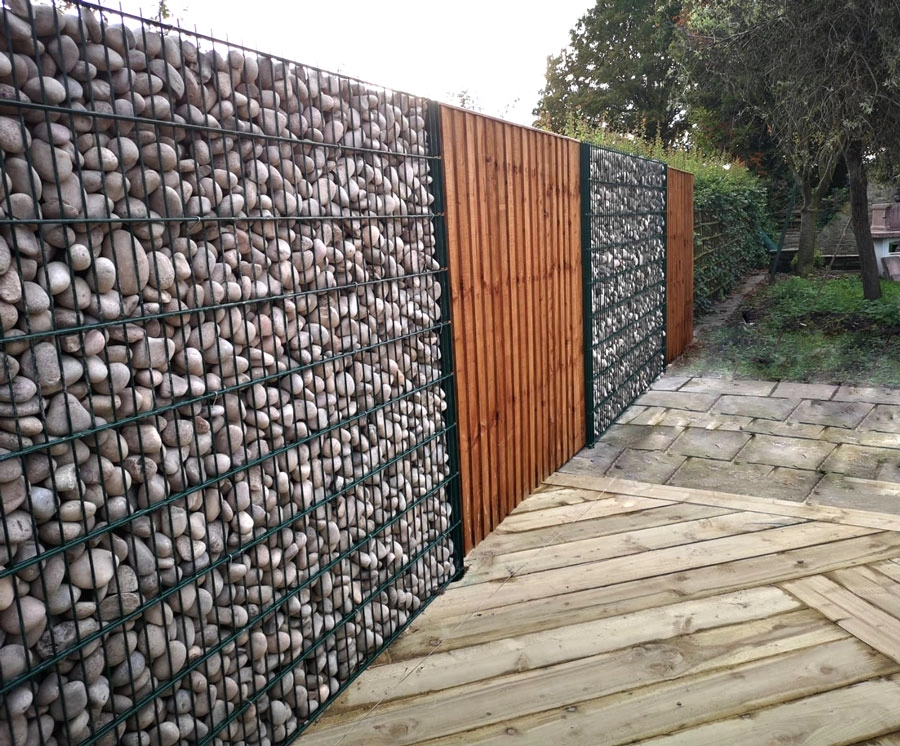 Green gabion fence