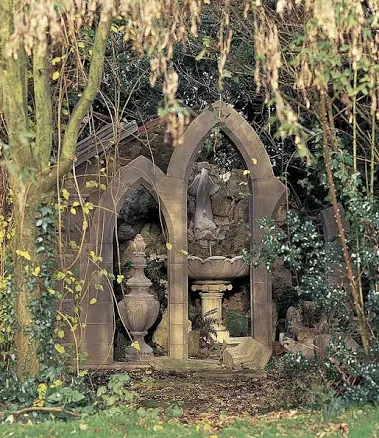 Stone Gothic Arch in Light Beige | Lu...