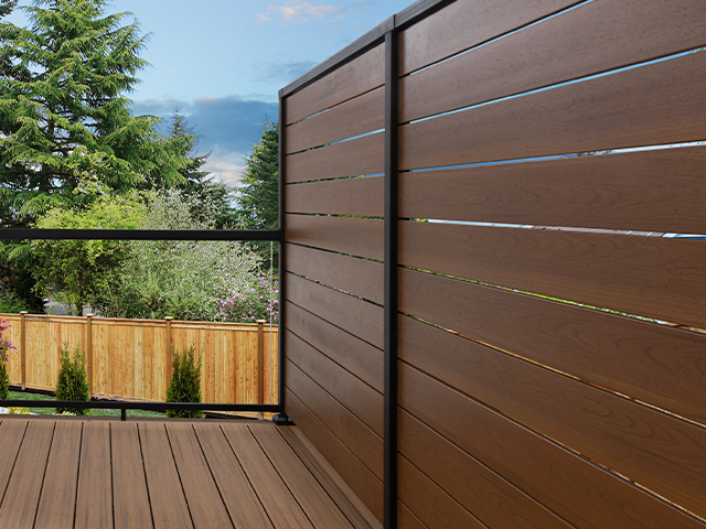 Wood Grain Privacy Fence - Decorative Deck Fencing Systems