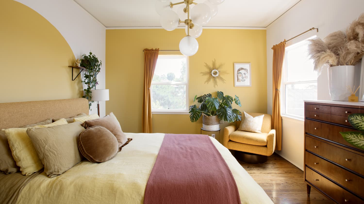 10 Designer-Approved Yellow Bedroom Ideas | Apartment Therapy