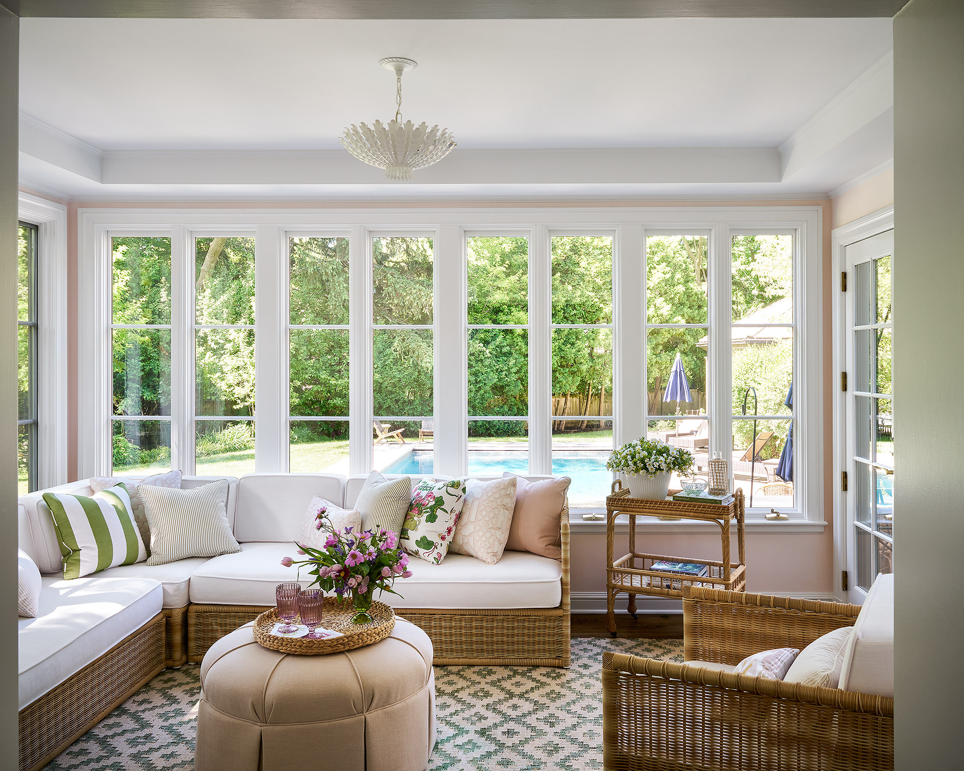 10 Inspiring Sunroom Ideas