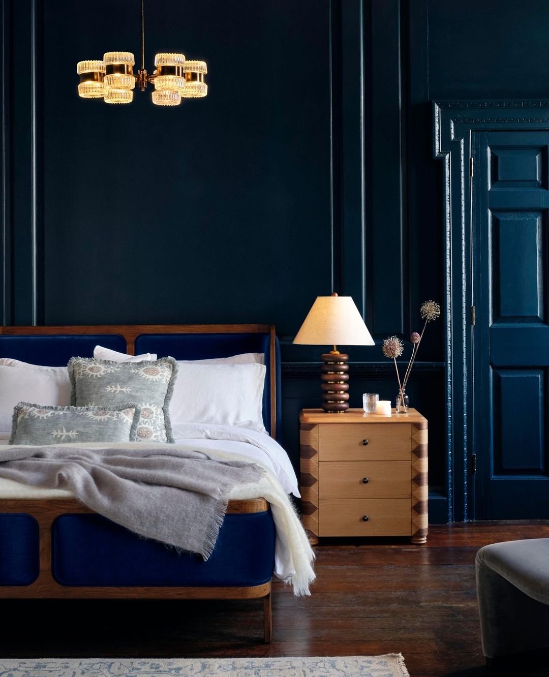 10+ Shocking Blue Bedroom Ideas to Transform Your Space in 2025