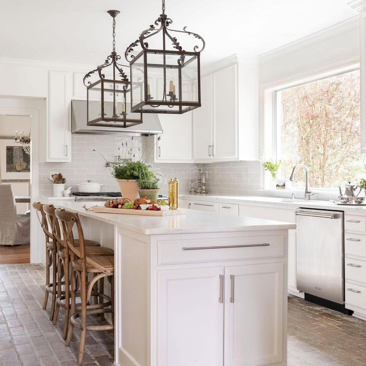 17 Beautiful Galley Kitchen Ideas for Maximizing Your Space