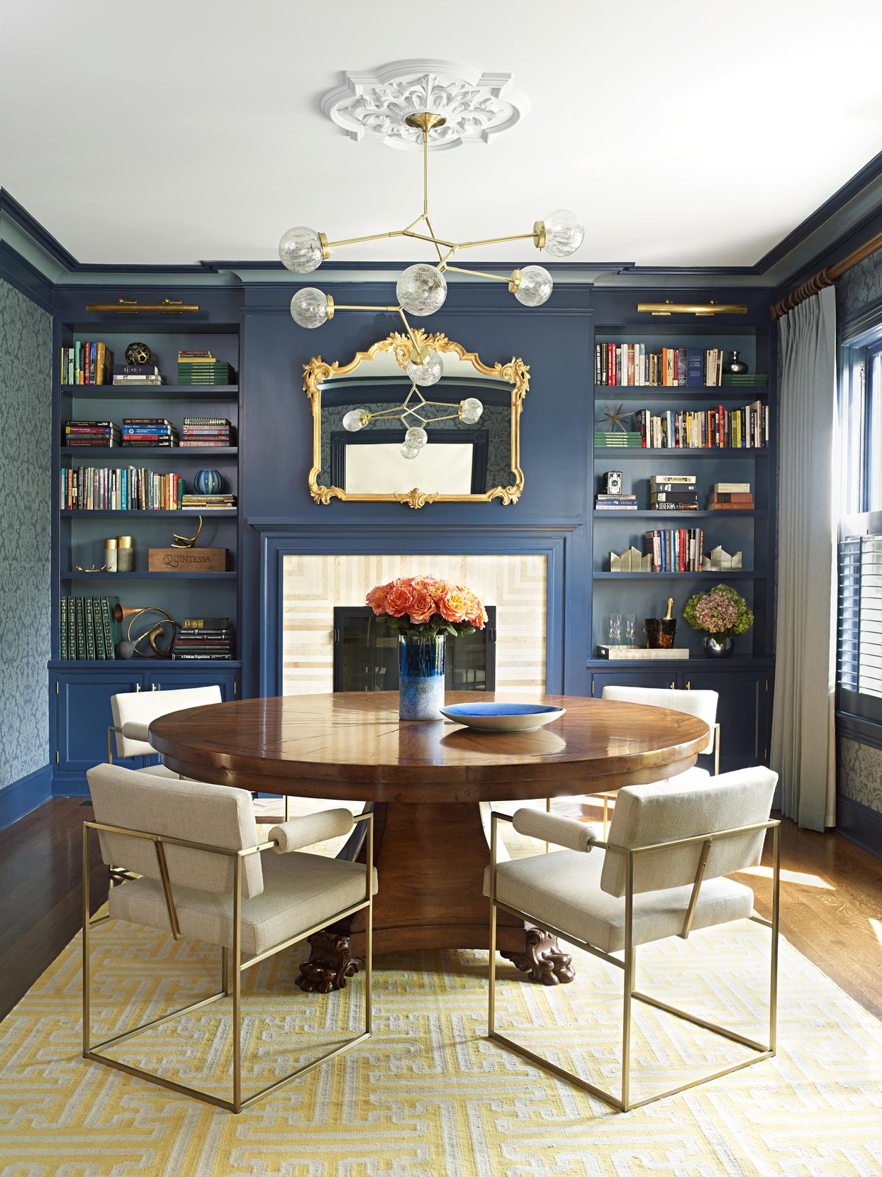 19 Effortless Ways to Style Your Bookshelves