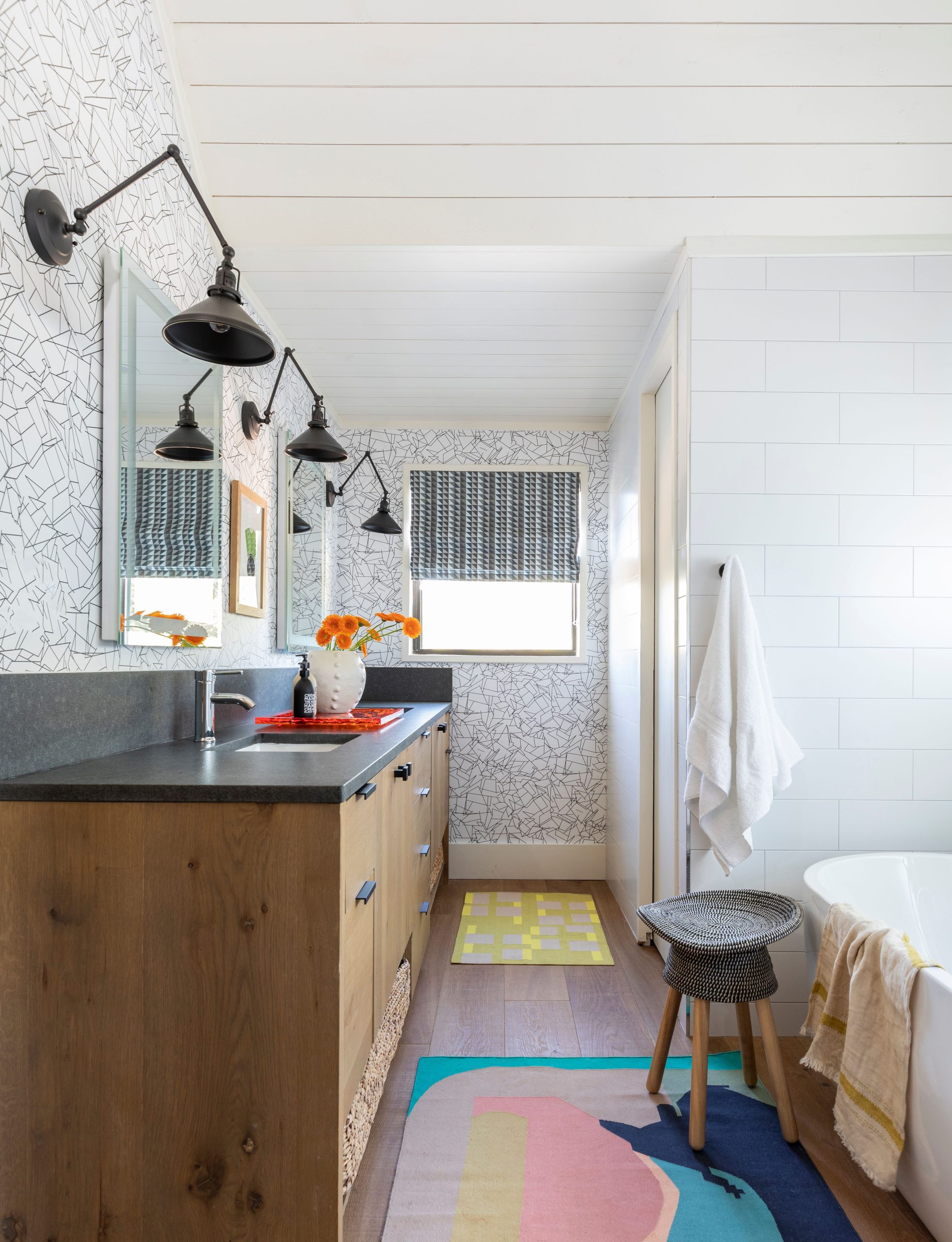 20 Bathroom Rug Ideas to Make a Space More Comfortable