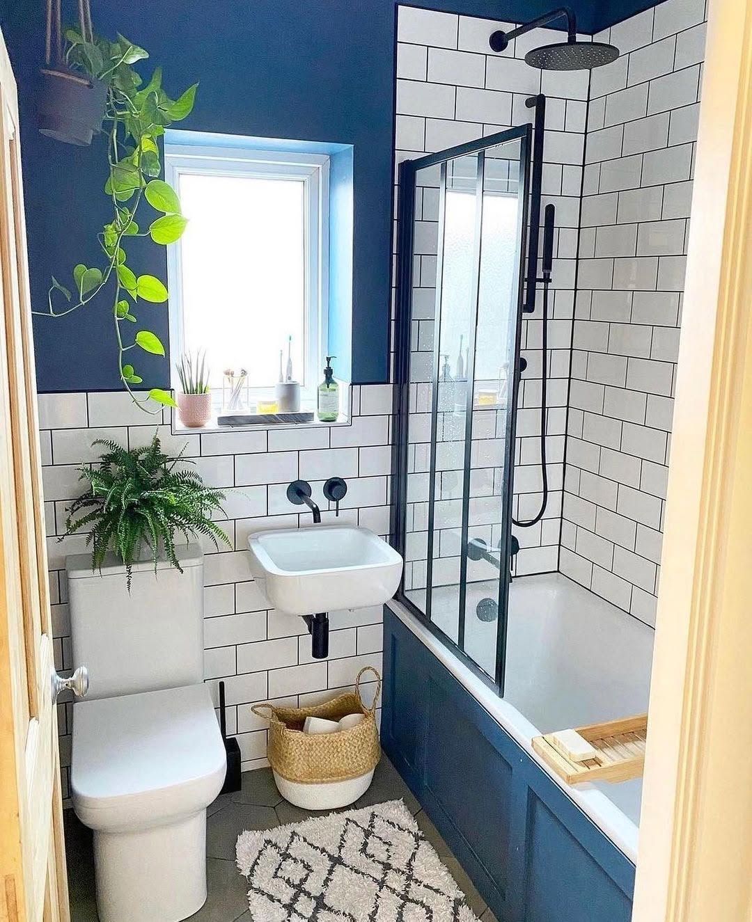 20 Small Bathroom Design Ideas for 2026 That Make Getting Ready in the Morning Feel Less Cramped