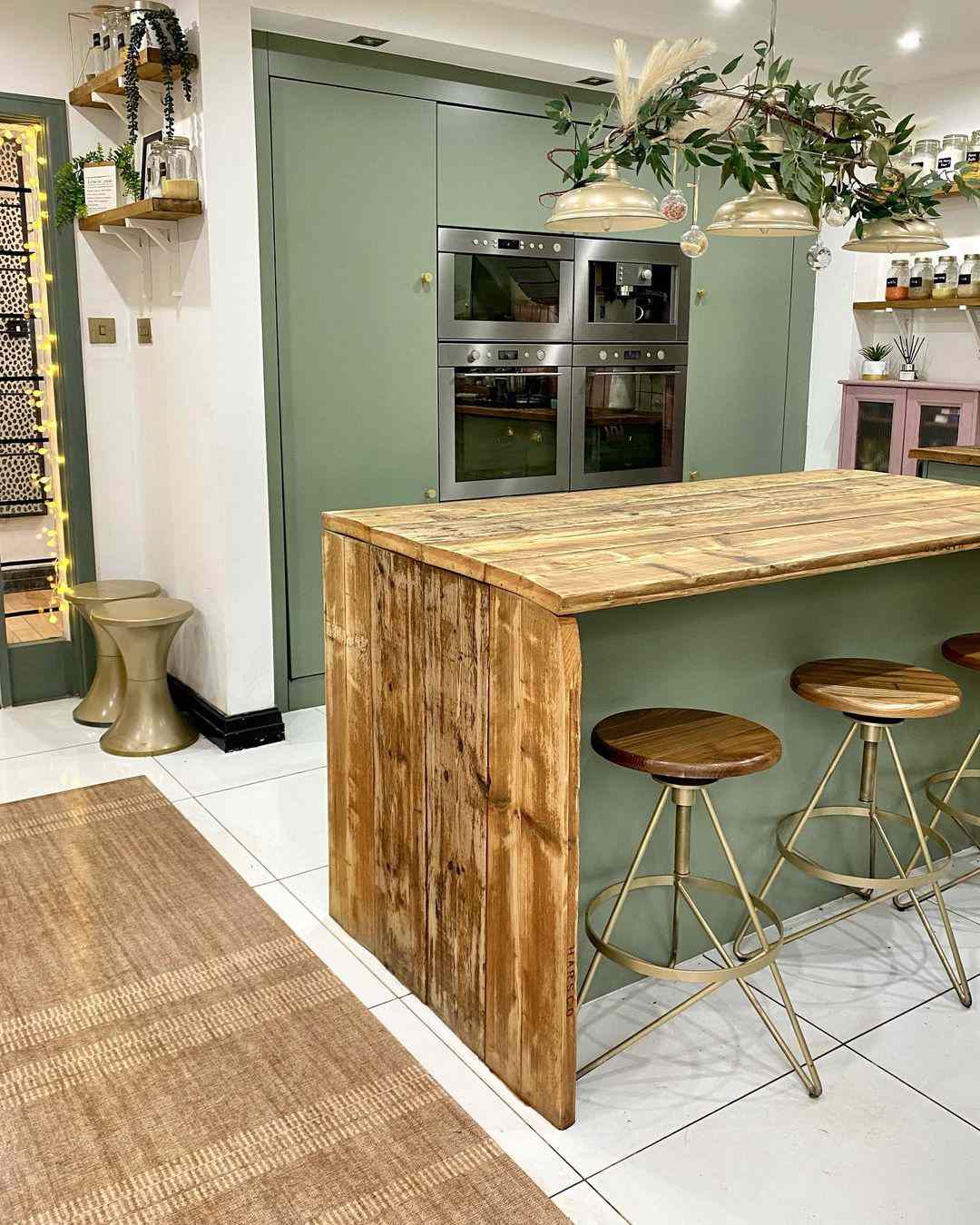 21 Sage Green Kitchens That Are Trendy Yet Timeless