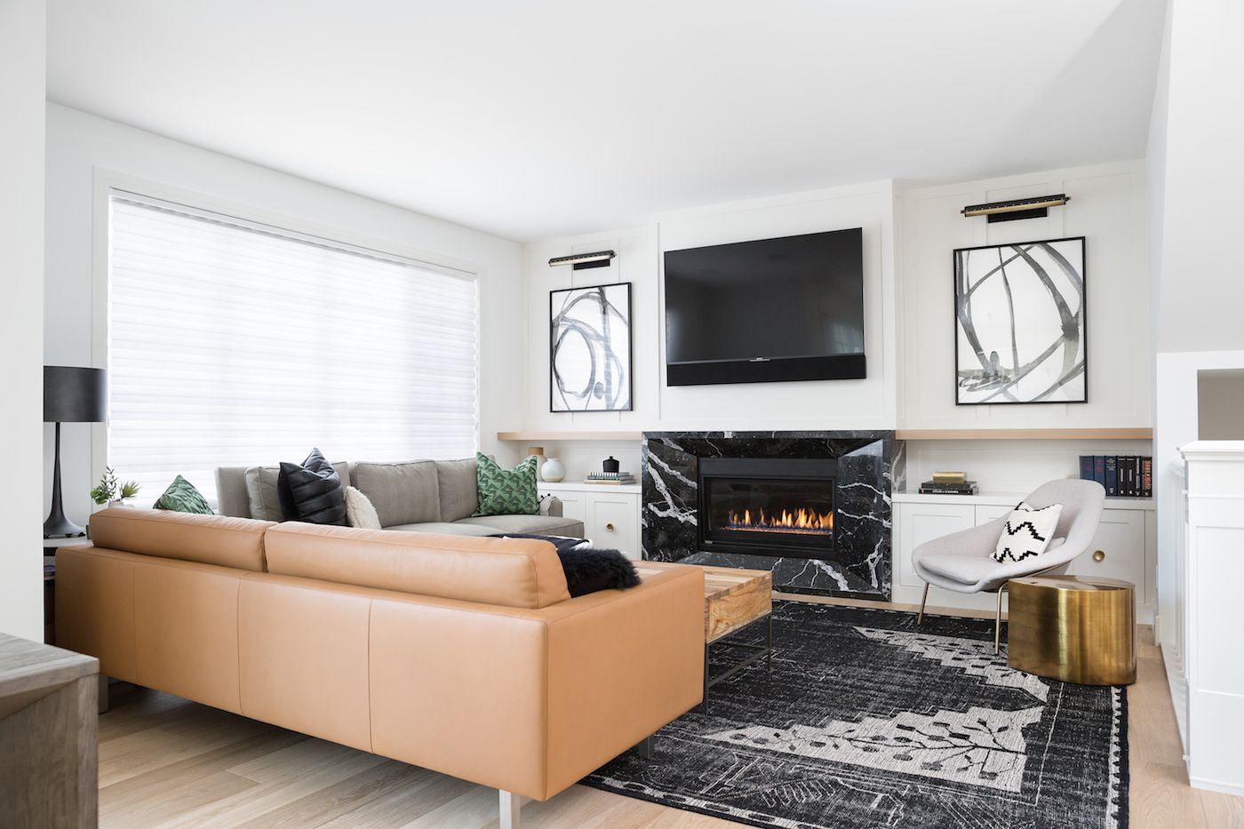 23 Living Rooms With Leather Sofas That Look Incredible