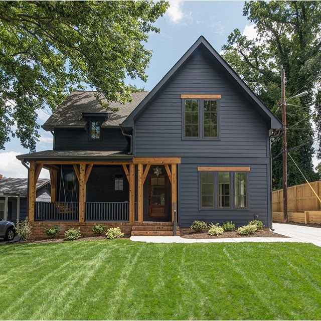 24 Striking Ideas for Dark Grey House with Cedar Accents - Tangy House