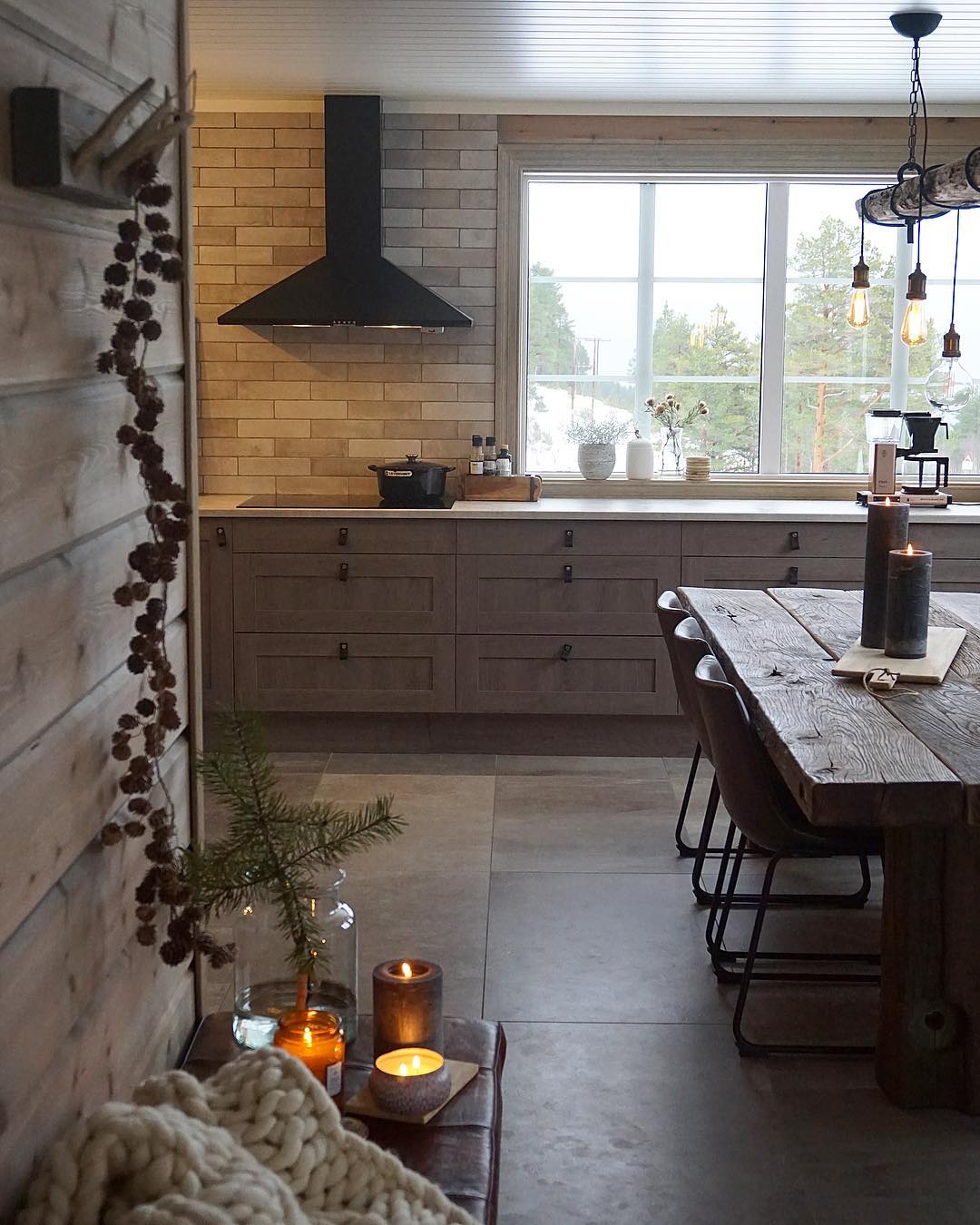 25 Cabin Kitchen Ideas for 2026 Built Around Texture You Can Almost Feel Through The Screen