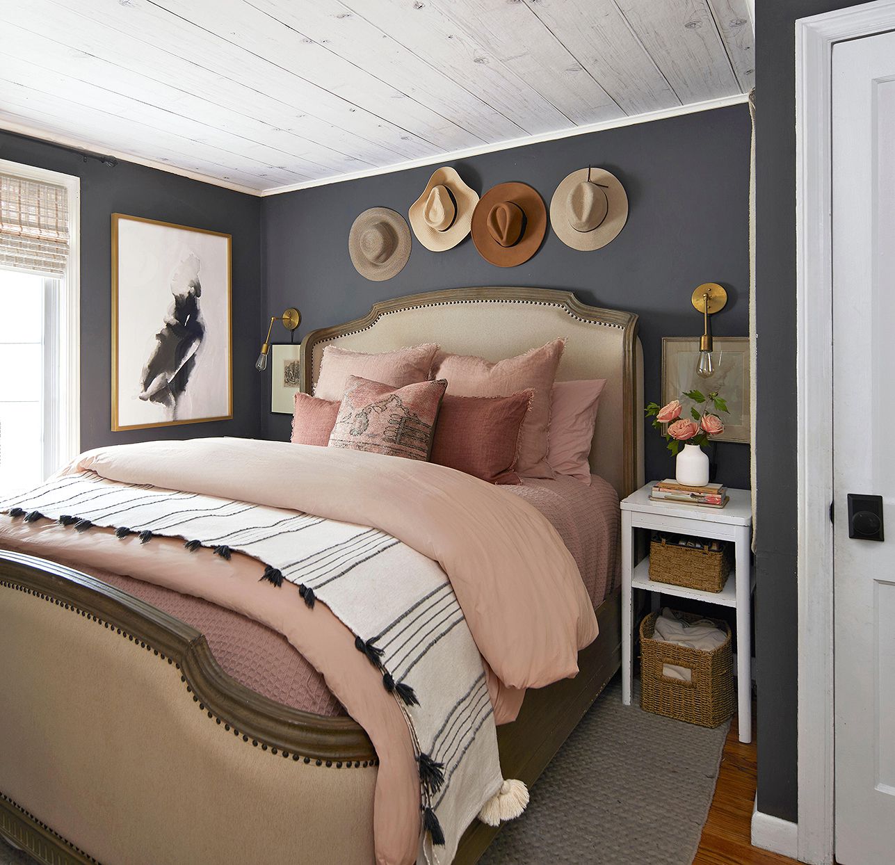 25 Calming Bedroom Paint Colors for a Restful Retreat