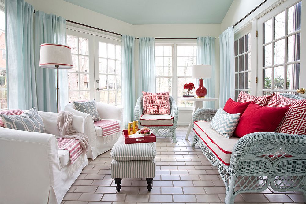 25 Cheerful and Relaxing Beach-Style Sunrooms | Decoist