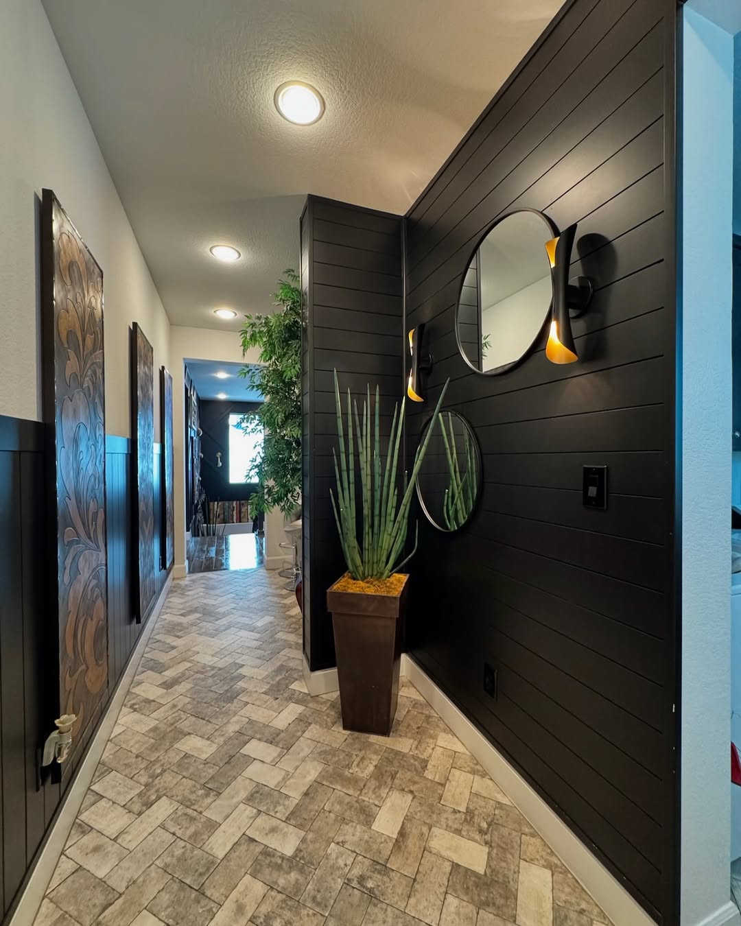 26 Hallway Paint Color Ideas That Instantly Make Your Home Feel More Pulled Together
