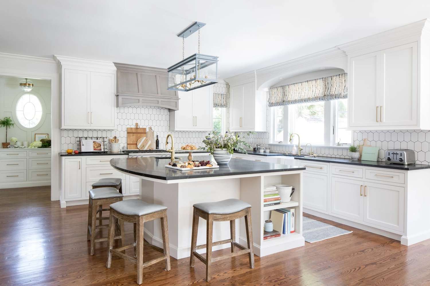 27 Kitchen Island With Sink Ideas to Maximize Space and Functionality
