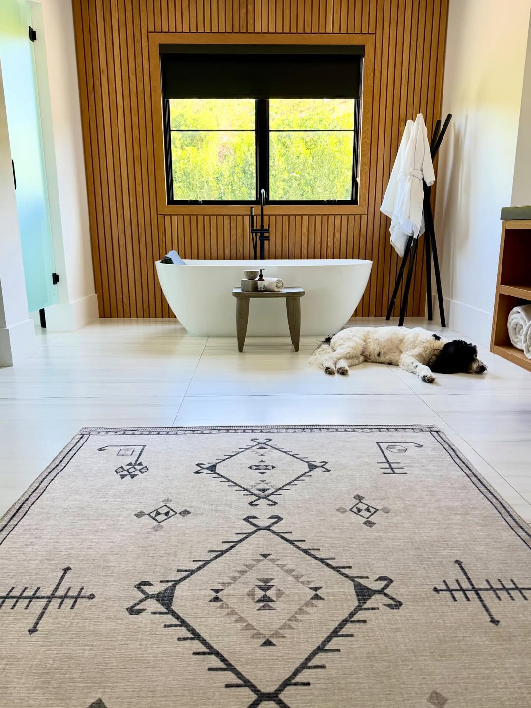 28 Bathroom Rug Ideas for 2026 That Will Make You Want To Redo Your Bathroom Tonight