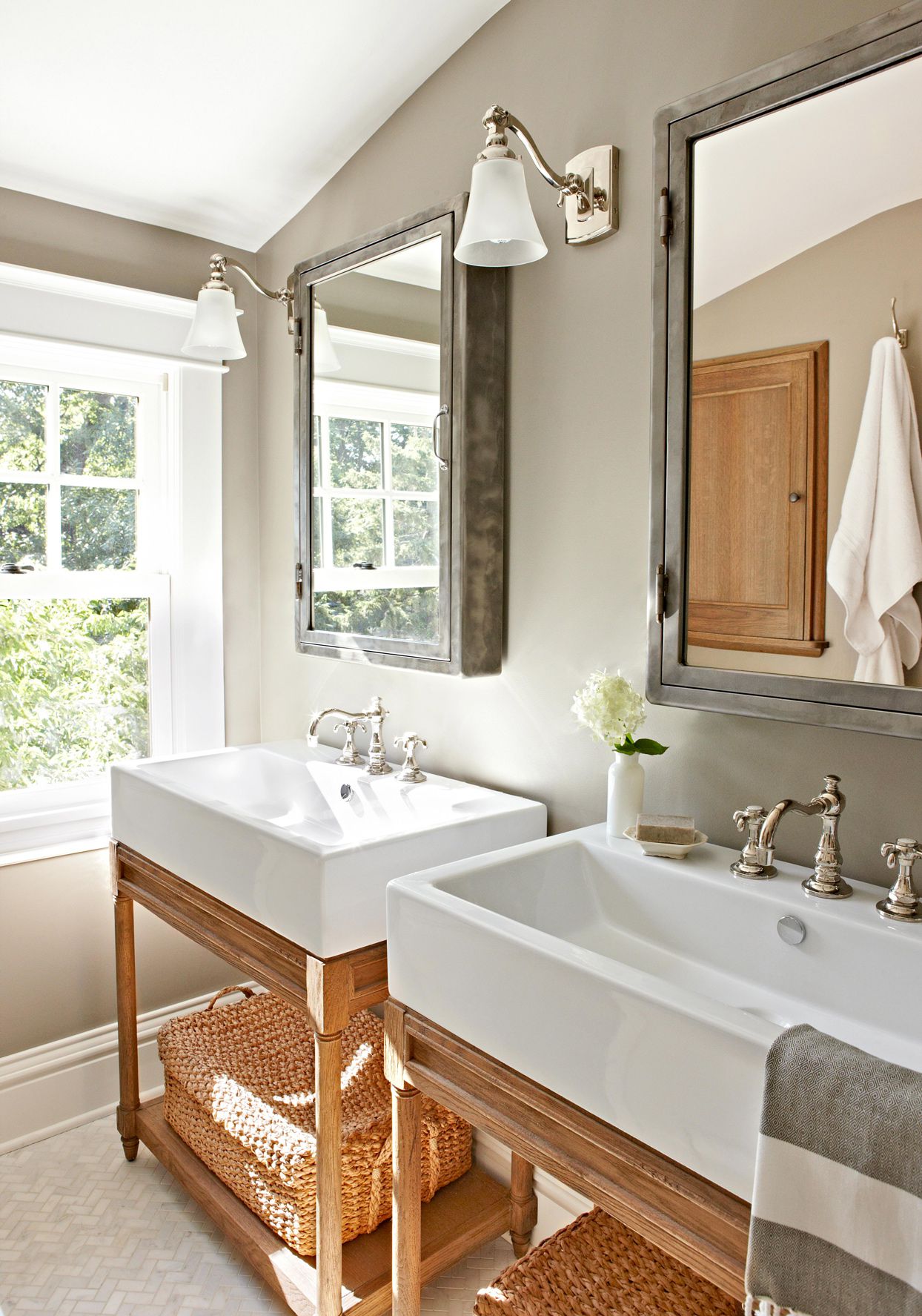 28 Neutral Bathroom Ideas That Are Far From Boring