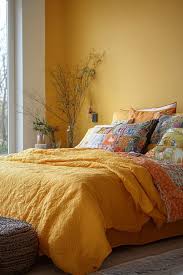 29 Yellow Boho Bedroom Ideas For A Bright And Cozy Retreat |