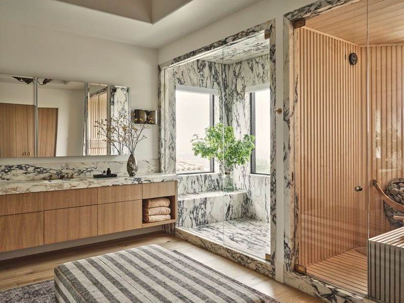 30 Best Walk-In Showers for 2025