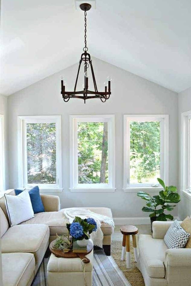 32 Best Sunroom Decorating Ideas