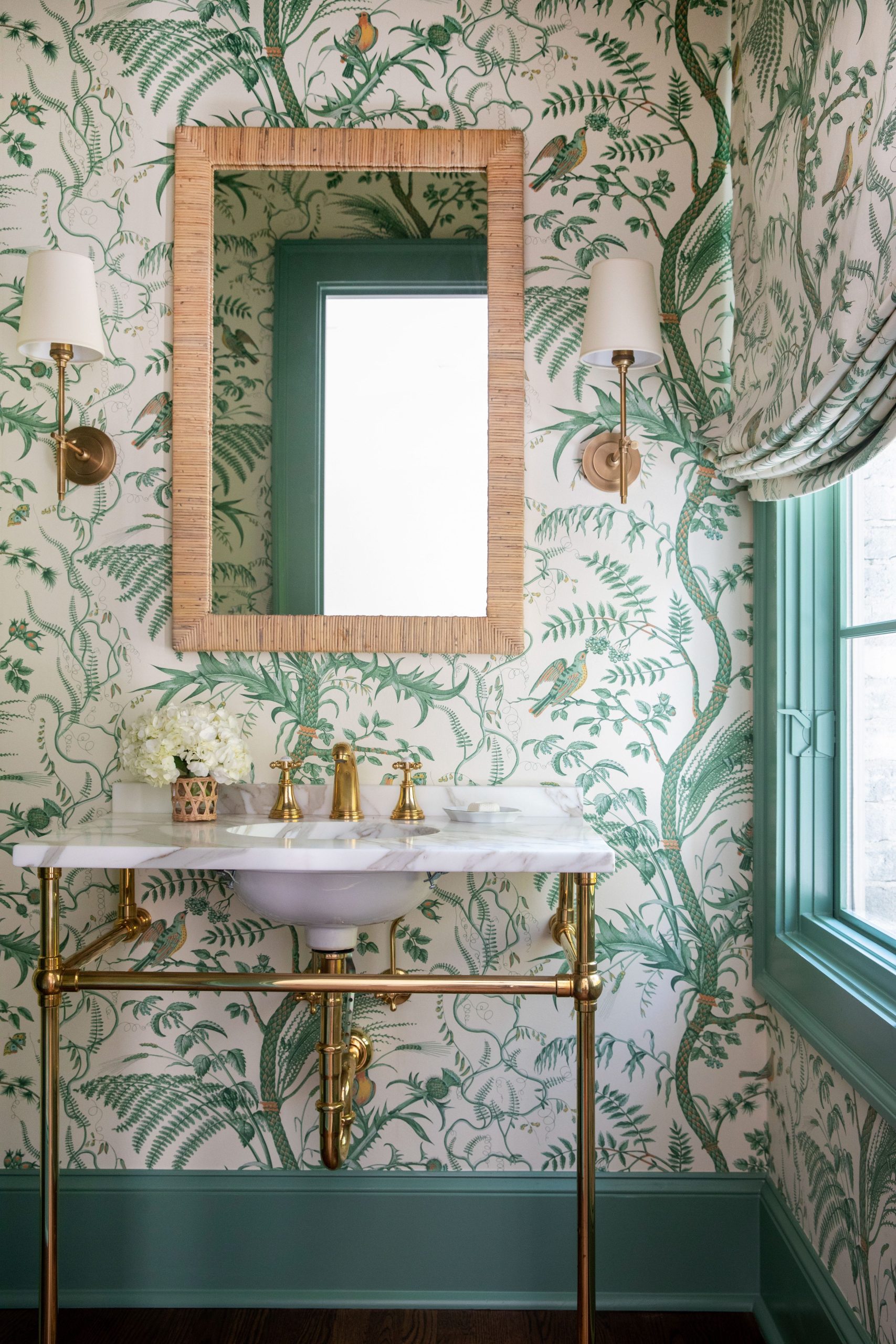 35 Beautiful Bathroom Wallpaper Ideas for 2026