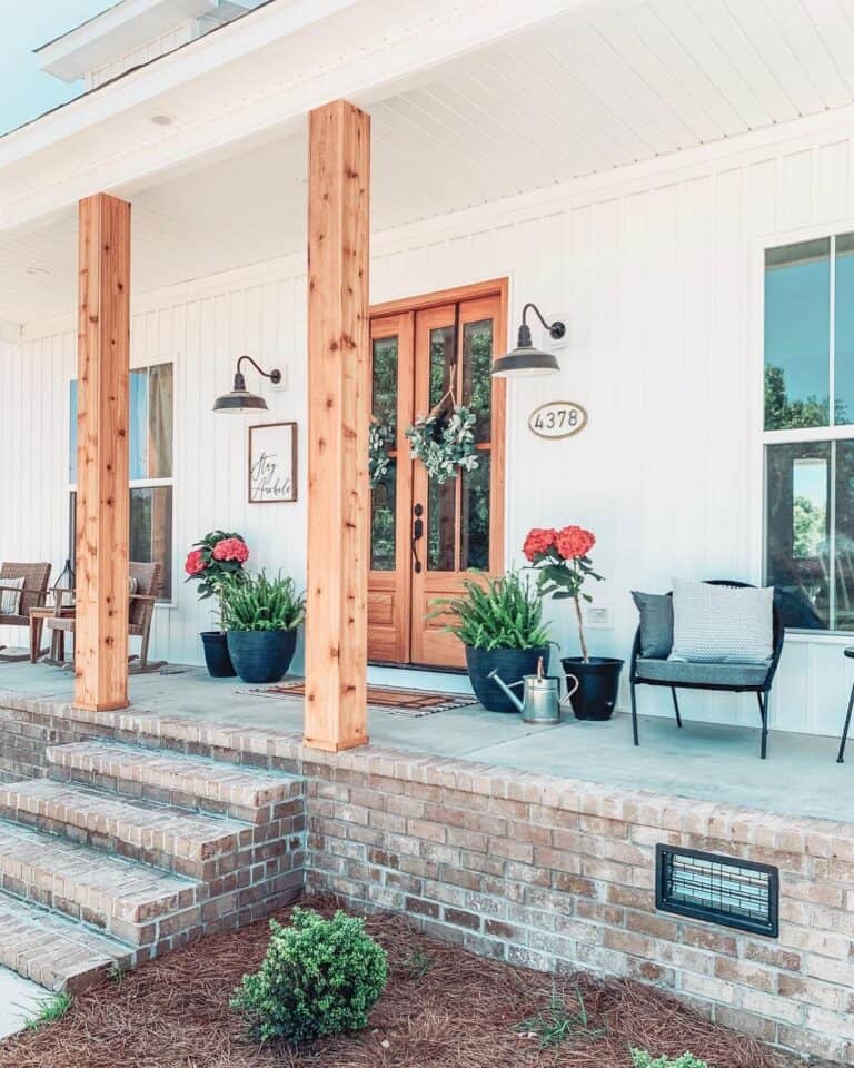 35 Spectacular Farmhouse Outdoor Lighting Ideas That Shine