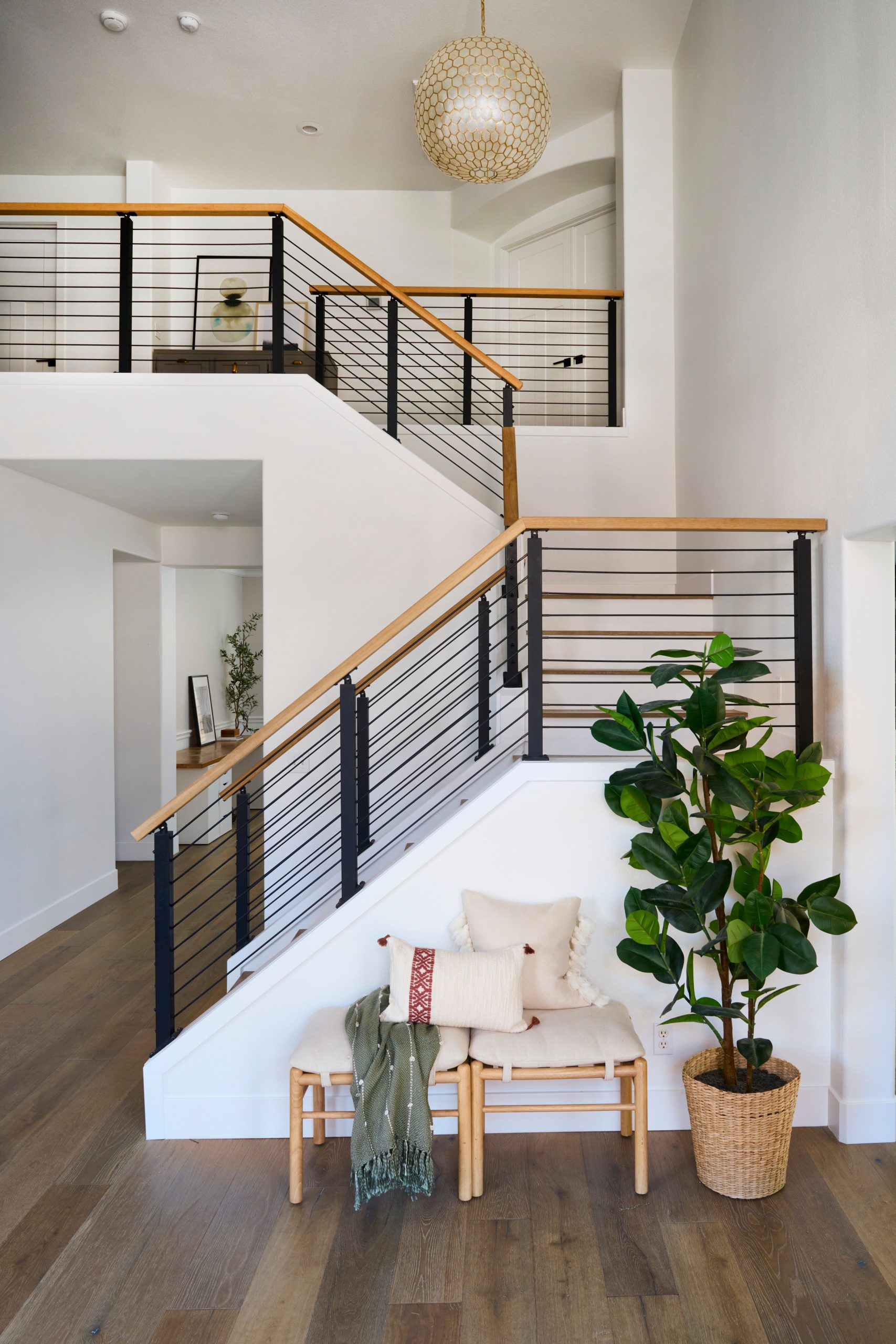 35 Stair Railing Ideas to Elevate Your Home's Style
