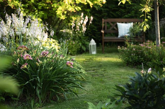 4 Garden Design Trends for 2026, From Nancy Meyers-Inspired Gardens to Container Planting - AOL