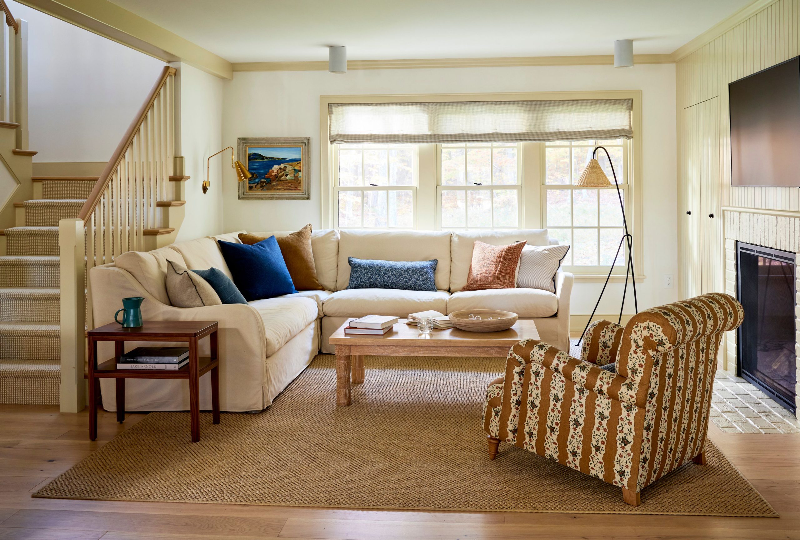 45 Small Living Room Ideas That Maximize Style and Storage