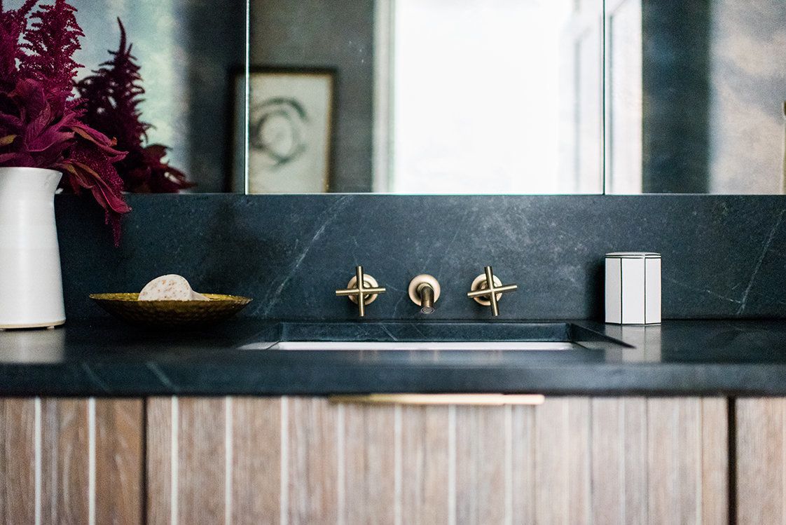 50 Dark Bathroom Ideas for a Moody Makeover