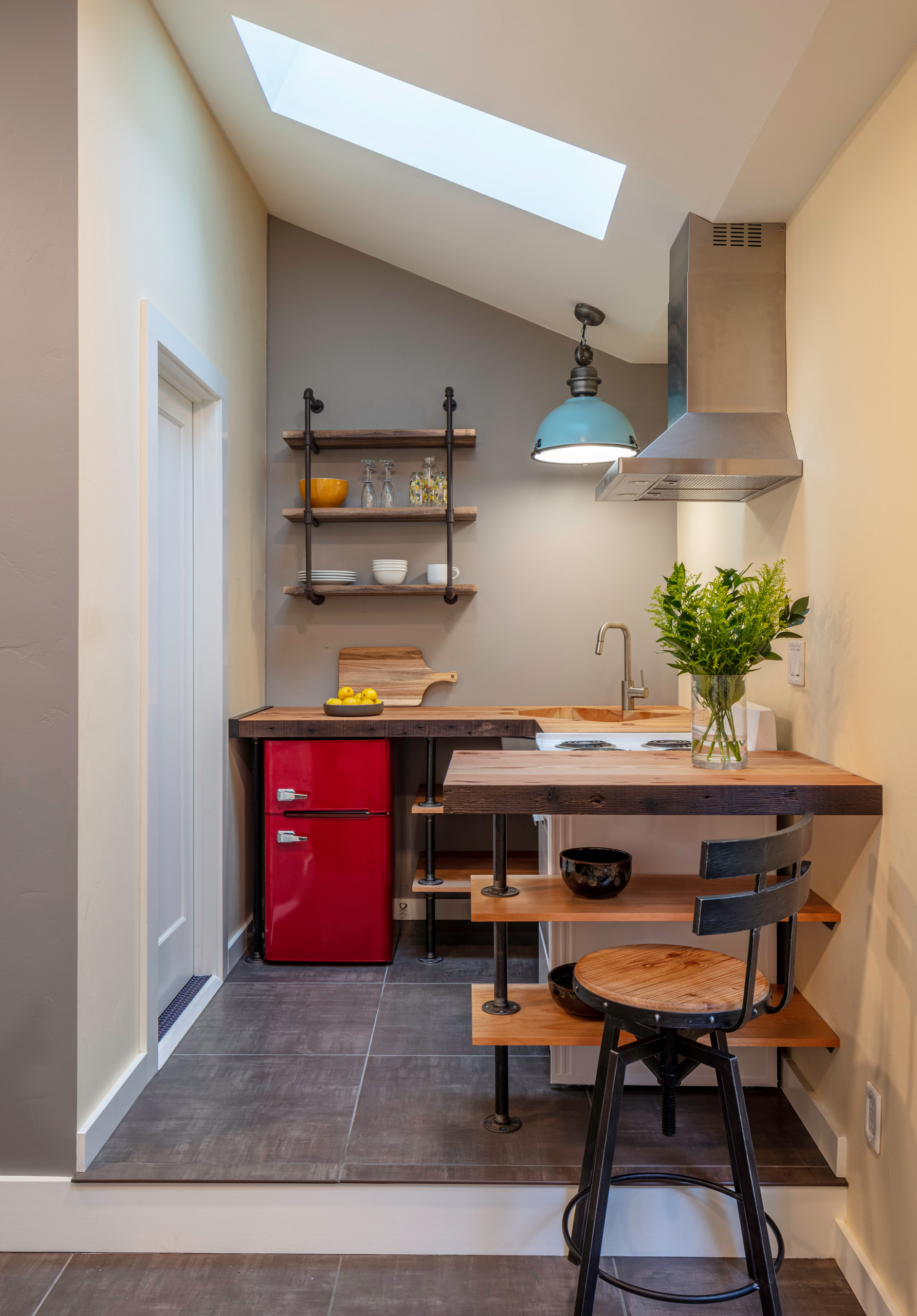 50 Tiny Kitchens Full of Big Ideas