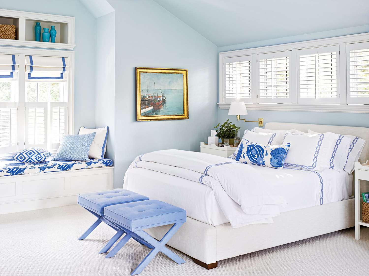 53 Beautiful Blue Bedroom Ideas To Make A Soothing Space