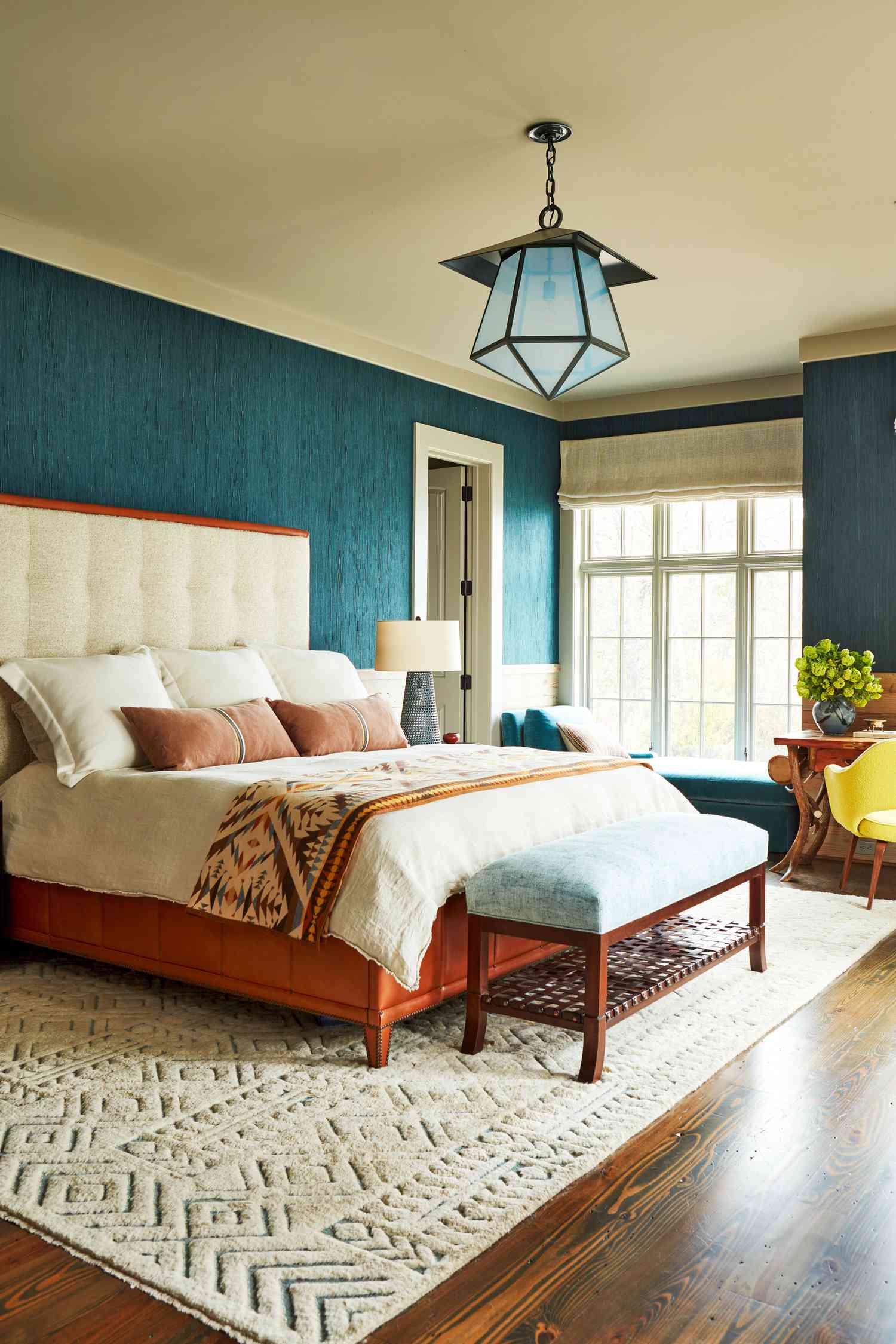 53 Beautiful Blue Bedroom Ideas To Make A Soothing Space