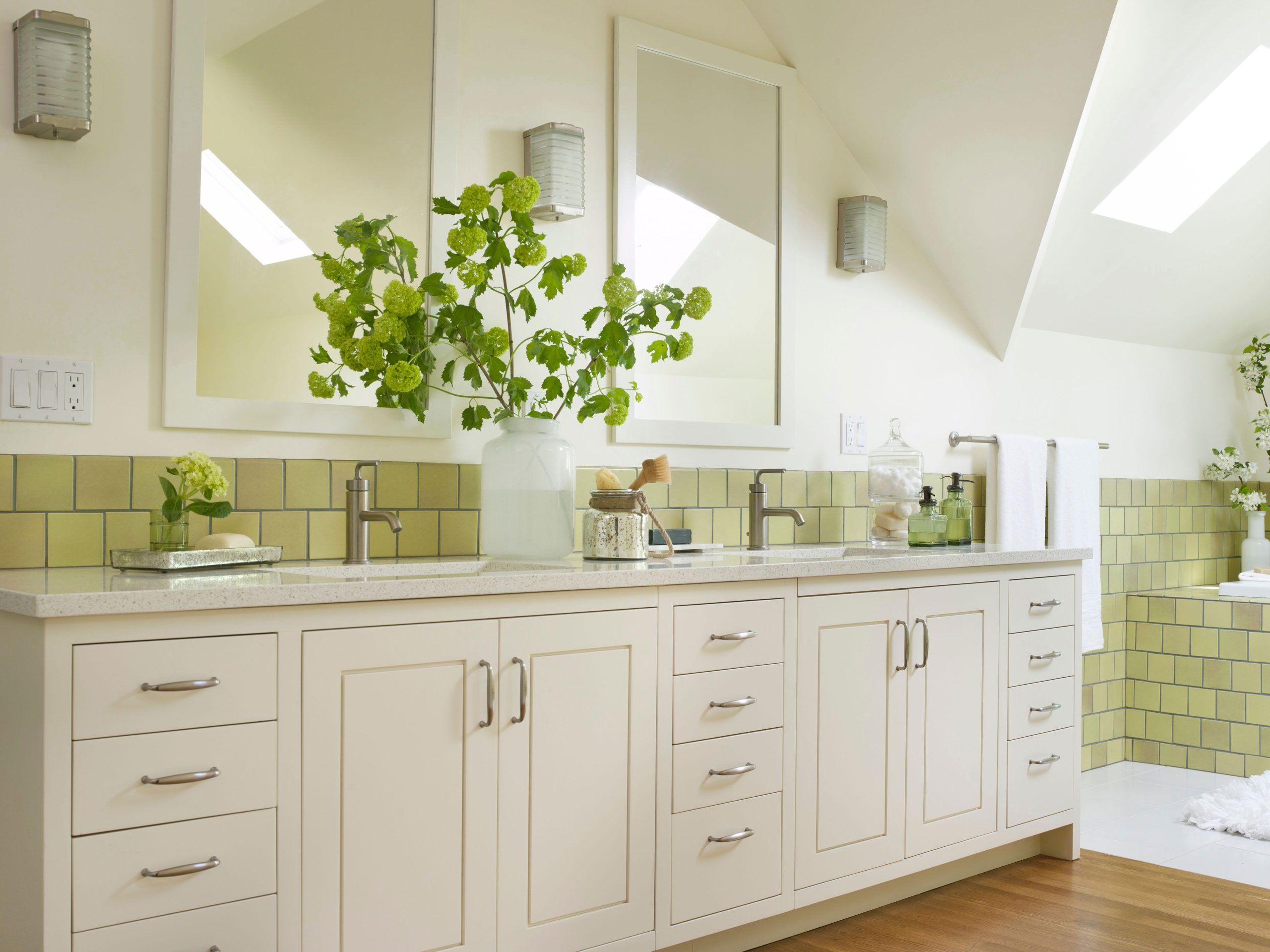7 Bathroom Trends for 2026 That Put Personal Style First