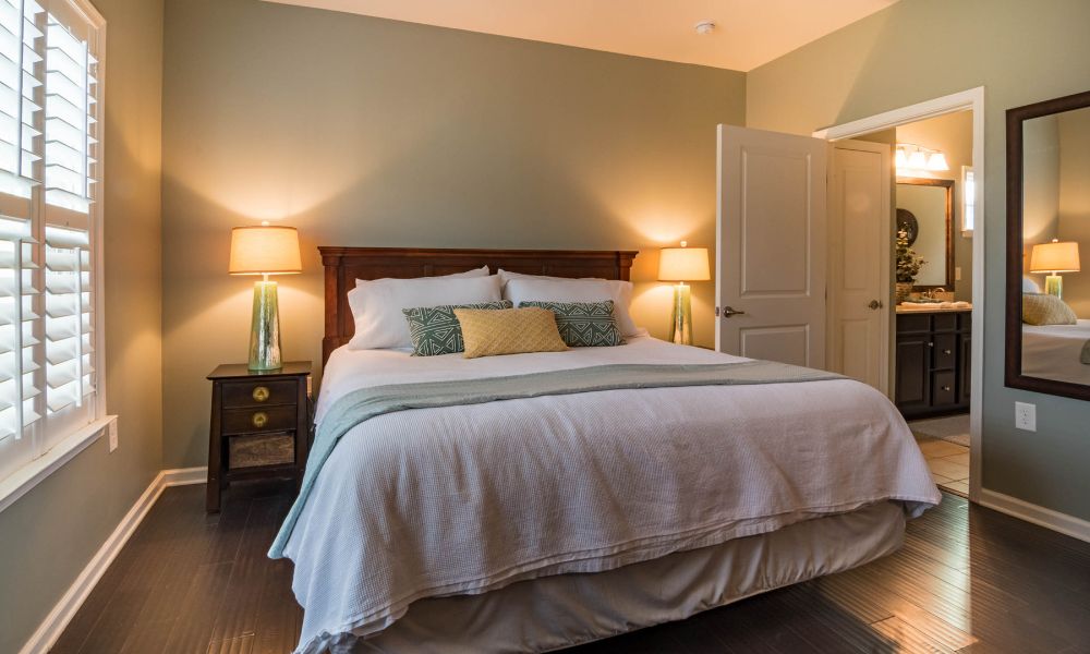7 Must-Have Furniture Pieces for Small Bedrooms – MasterBedroom