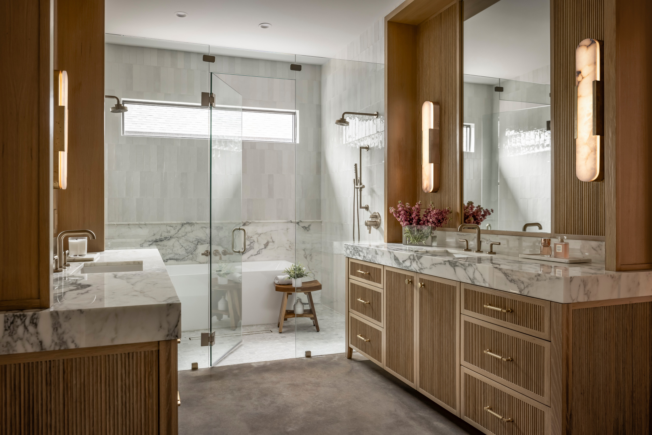 7 New Bathrooms With Luxurious Showers