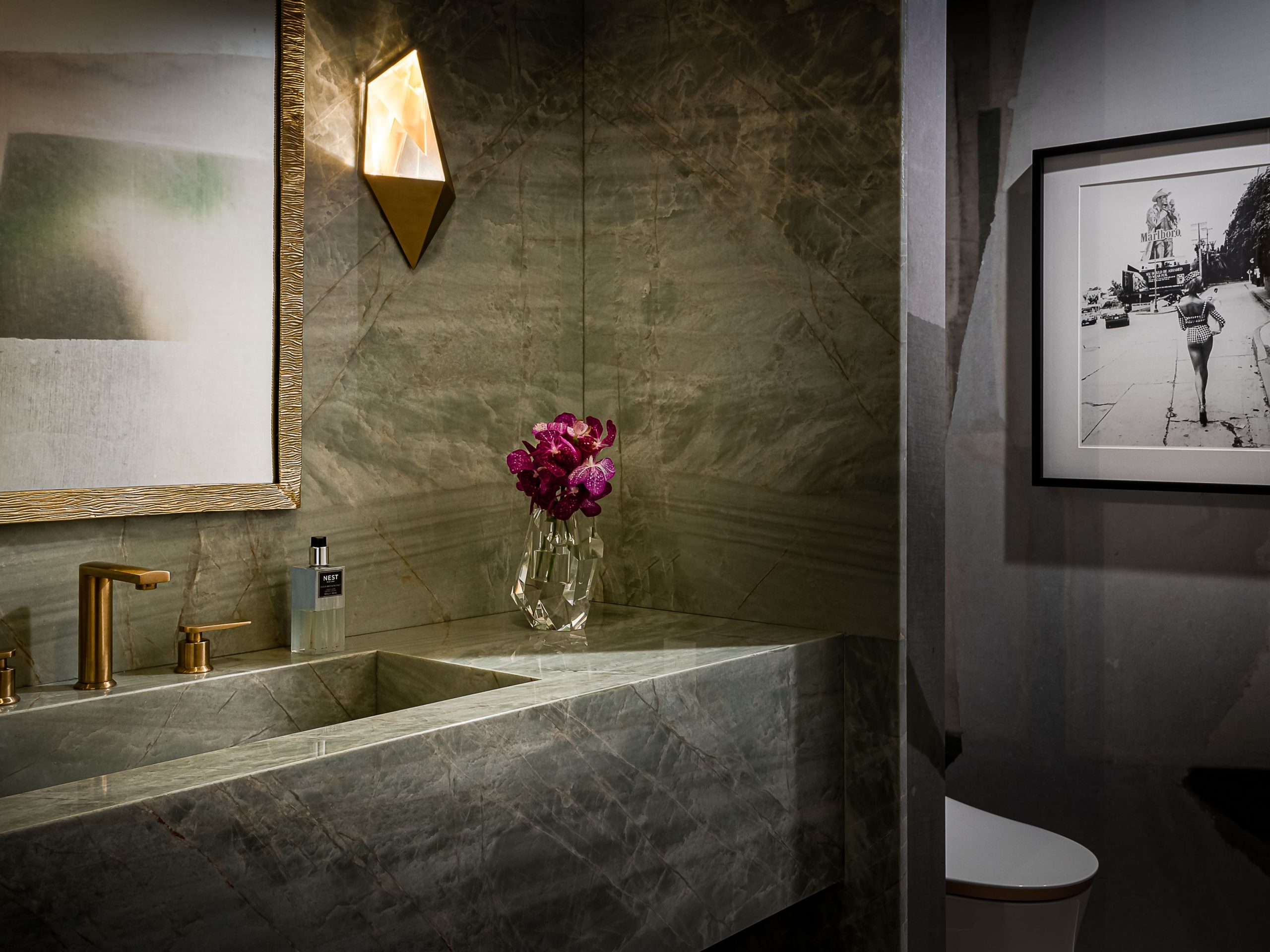 7 Punchy Powder Room Ideas From AD PRO Directory Designers | Architectural Digest