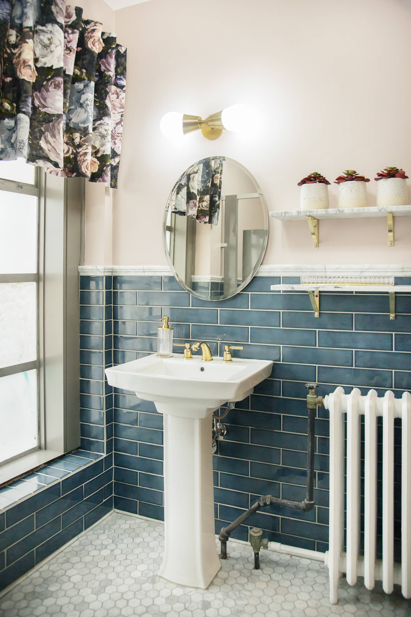 75 Blue Tile Bathroom Ideas You'll Love - May, 2026 | Houzz
