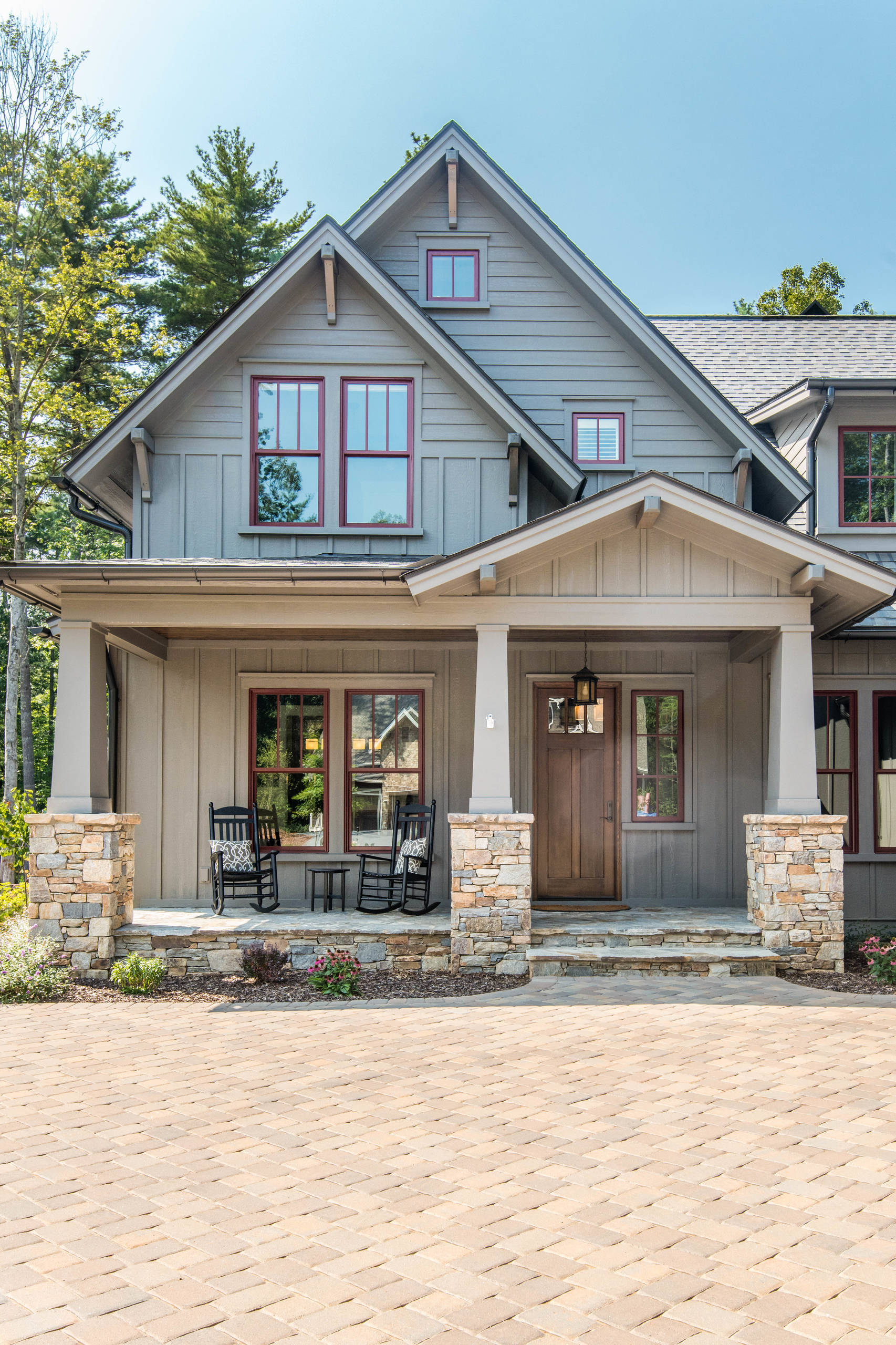 75 Mixed Siding Exterior Home Ideas You'll Love - April, 2026 | Houzz