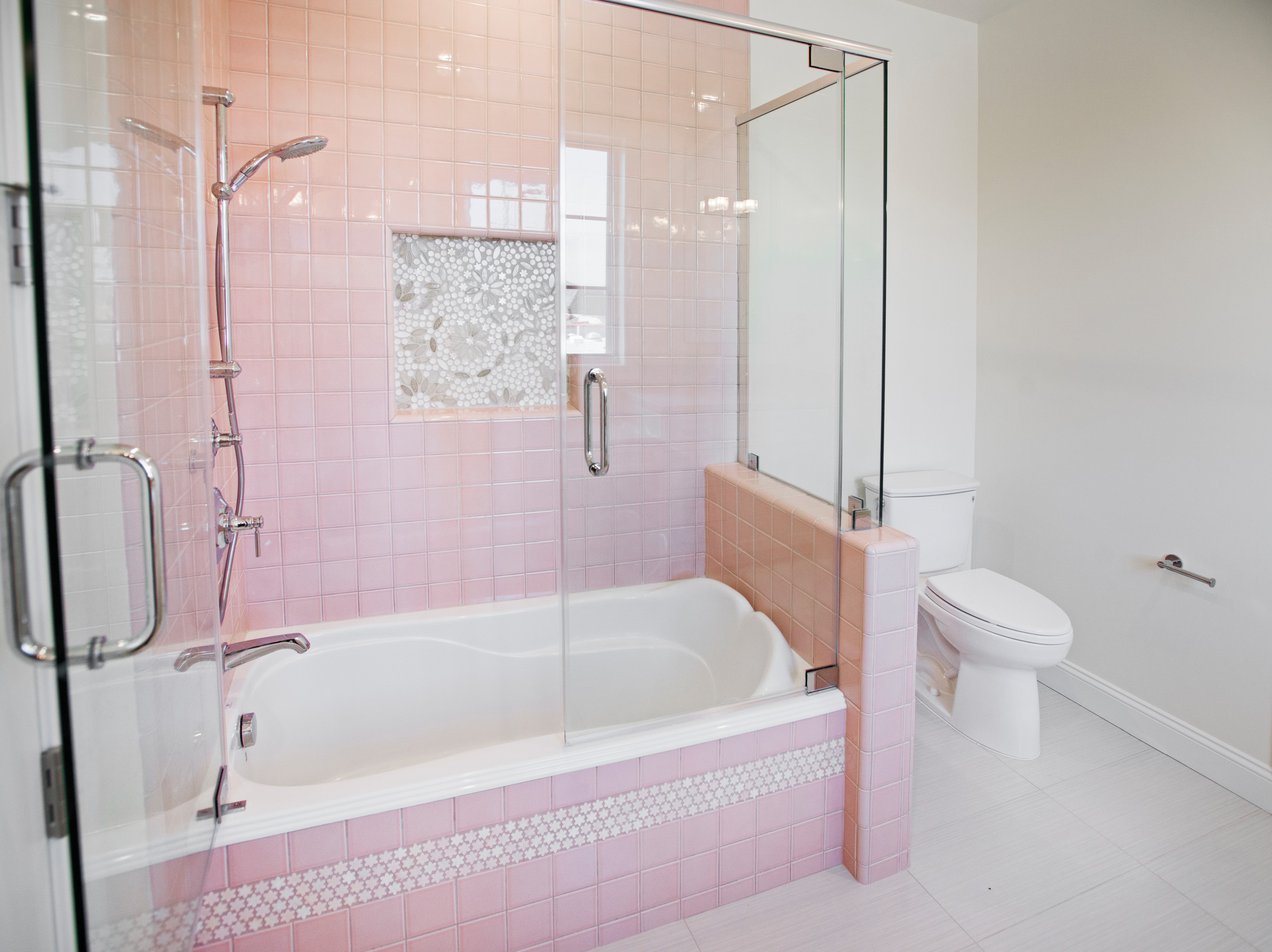 75 Pink Tile Bathroom Ideas You'll Love - May, 2026 | Houzz
