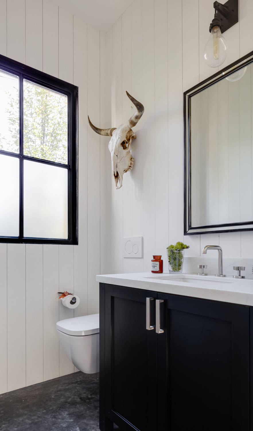 75 Powder Room with Black Cabinets Ideas You'll Love - April, 2026 | Houzz