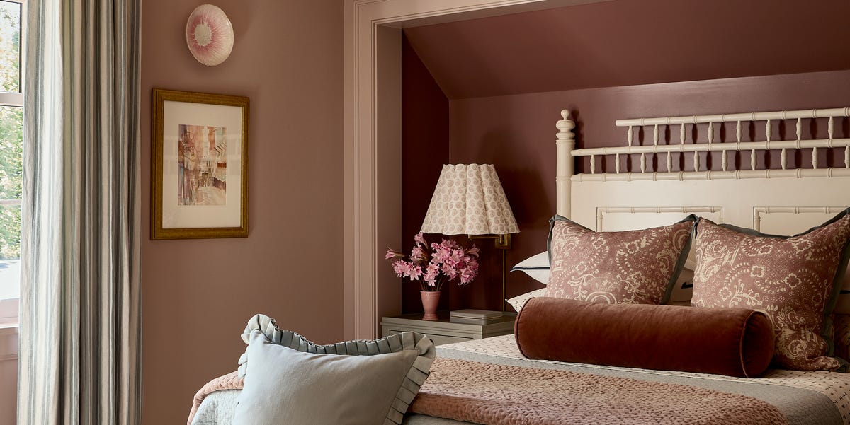 85 Serene Bedroom Paint Colors to Wake Up To in 2025
