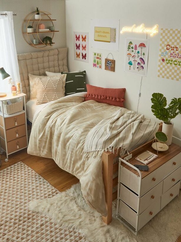 A Guide to Aesthetic Dorm Room (+ Inspo) | The Other Aesthetic