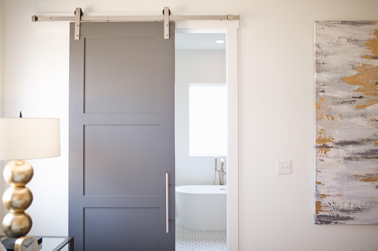 barn door, sliding door, bedroom, bathroom, modern farmhouse, house, interior, wall, indoor, design, bathtub, barn door, sliding door, sliding door, sliding door, sliding door, sliding door, modern fa