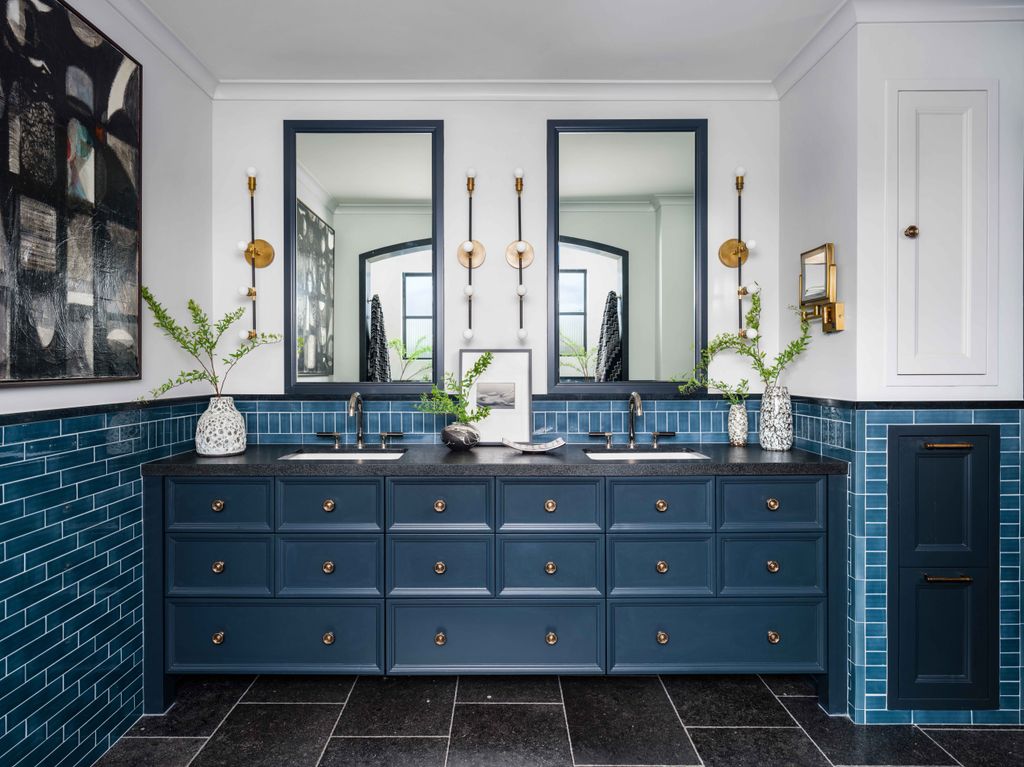Bathroom Vanity Ideas: 39 Gorgeous Options to Inspire Your Next Makeover | Architectural Digest
