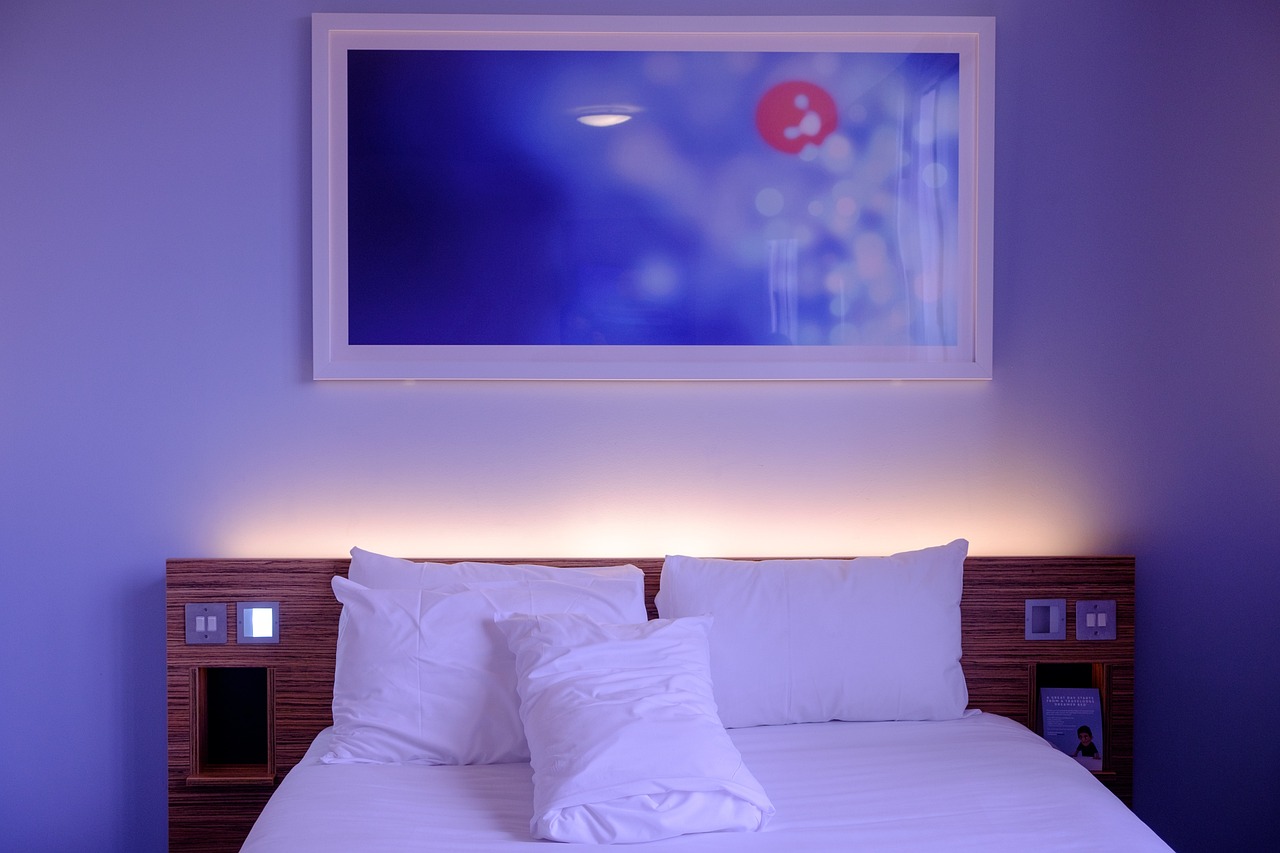 bedroom, hotel room, bed, bed sheets, beddings, pillows, interiors, interior decoration, interior design, white sheets, wall art, lodging, hotel, room, bedroom, bedroom, bedroom, hotel room, bed, bed,