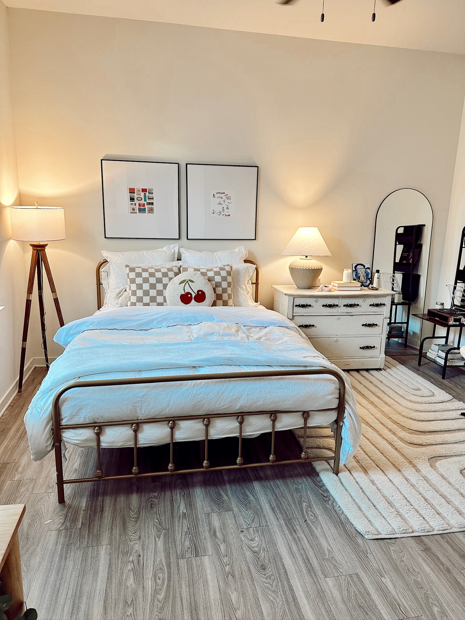 College Bedroom Ideas for Girls | First Apartment Must-Haves