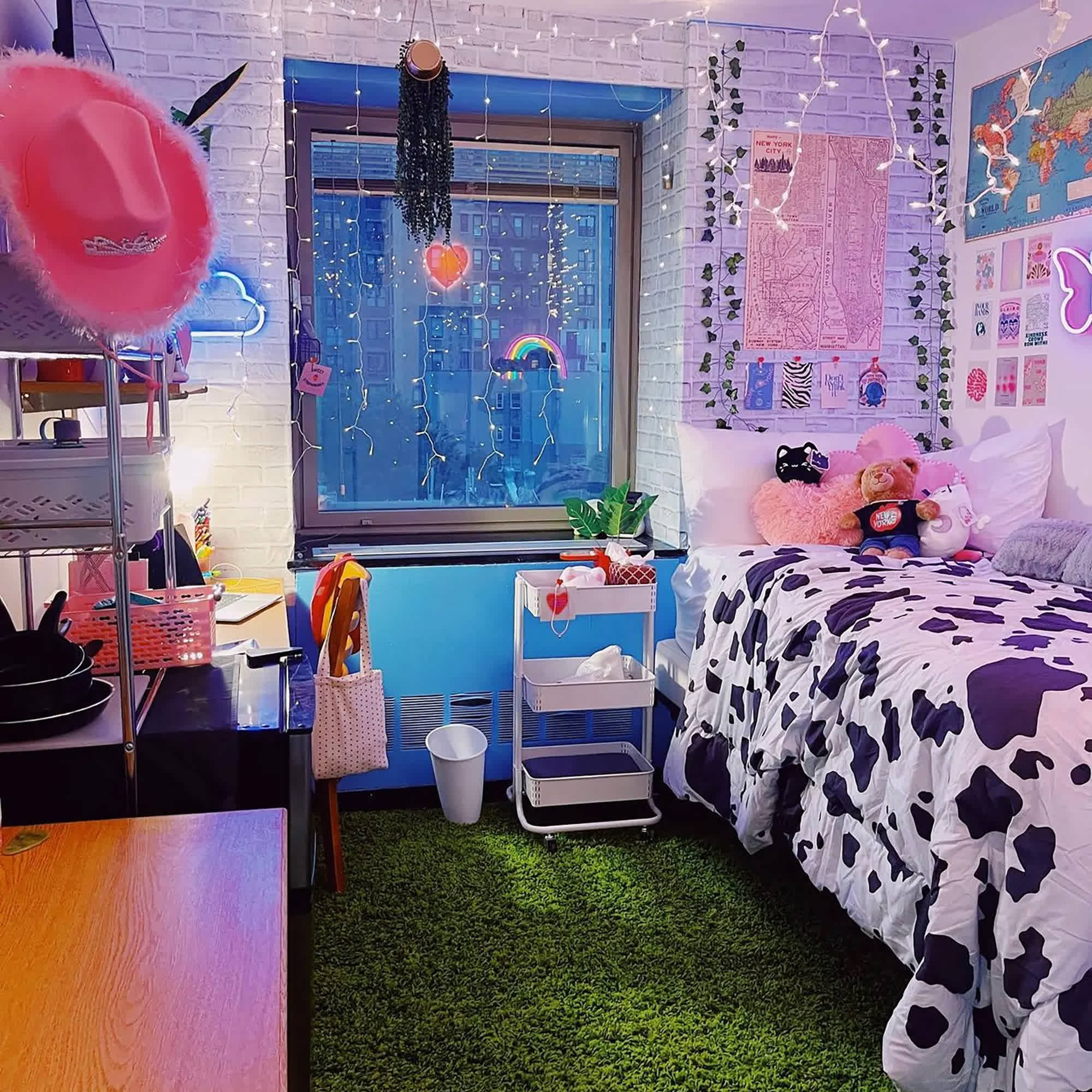 College Move-in Day Survival Tips to Save for Later | Dorm Therapy