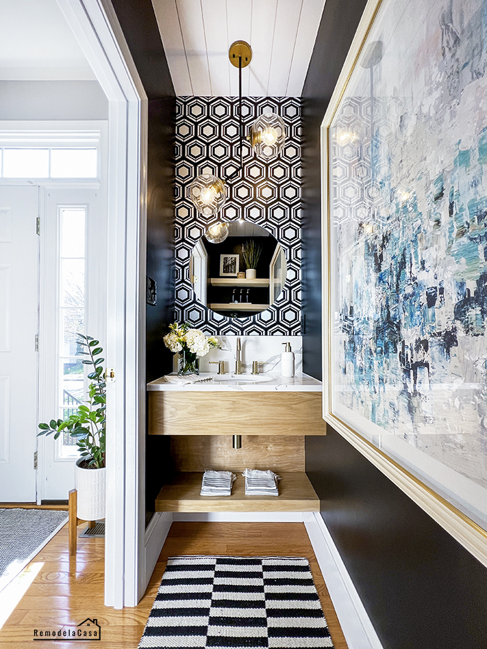 DIY - Modern Powder Room Makeover - Remodelando la Casa