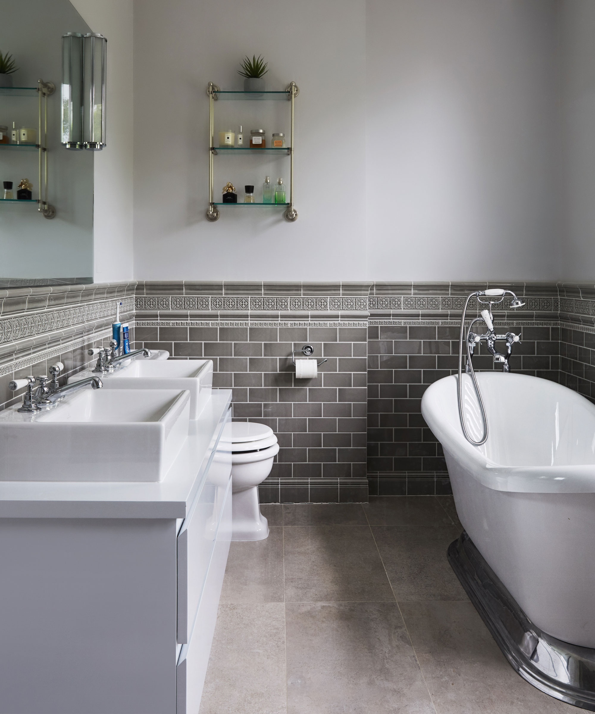 Gray bathroom tile ideas: 16 ways to work with gray tile | Homes and Gardens
