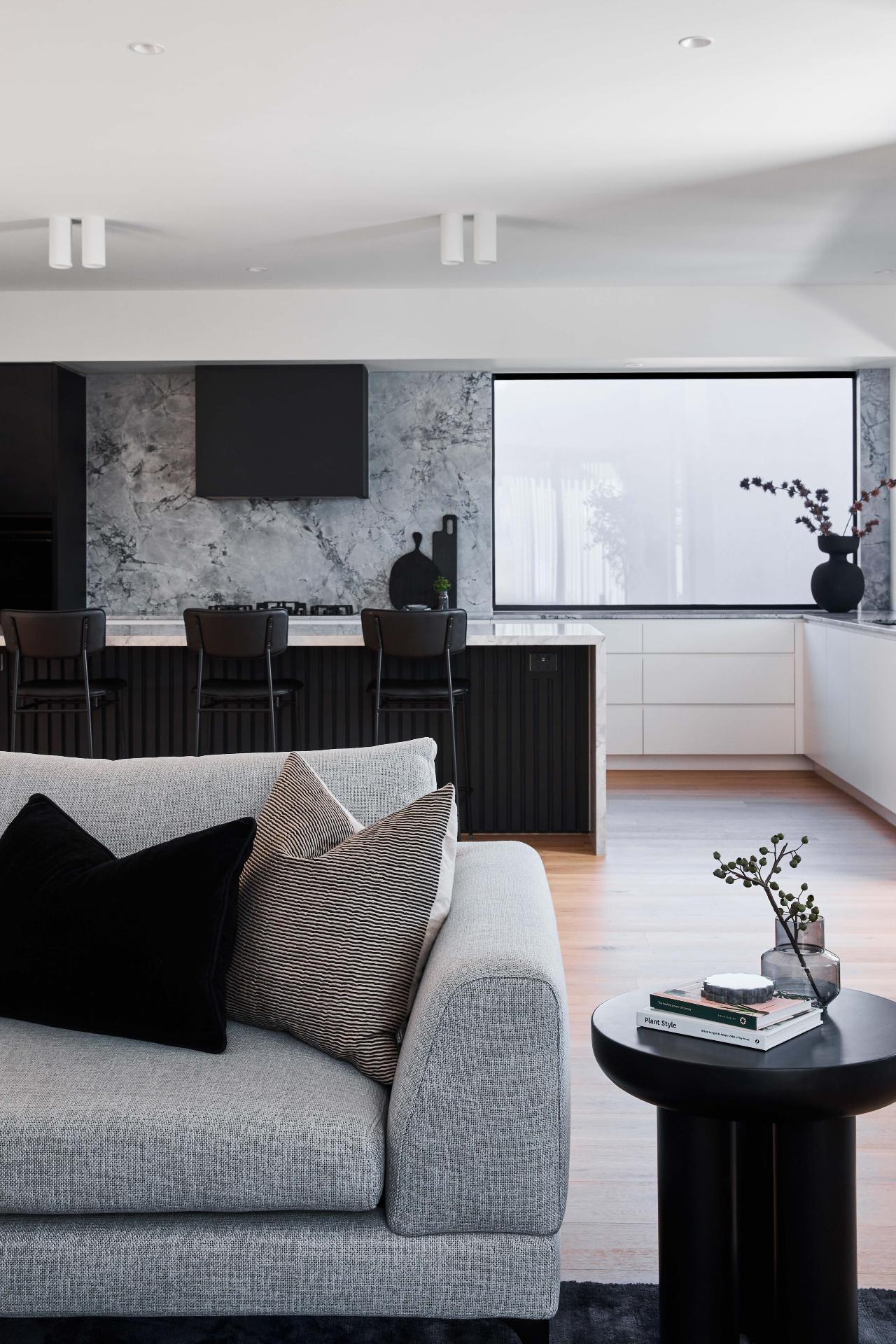 Here's How to Do Minimal Luxe Interior Design at Home
